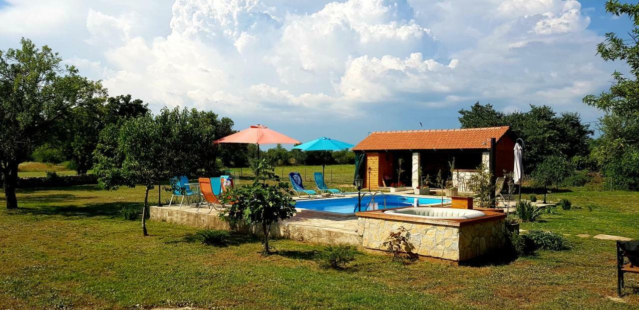 Villa Stone Medal Drniš Екстериор снимка