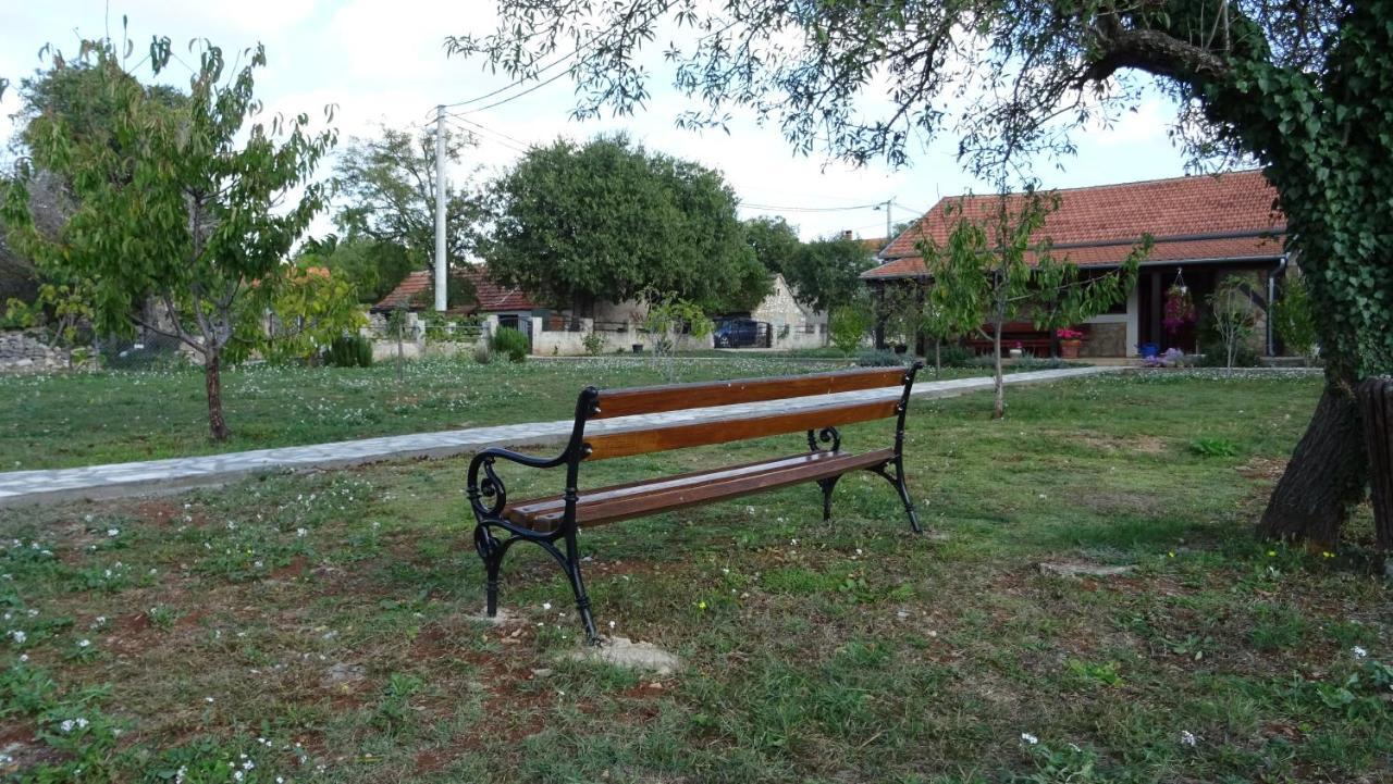 Villa Stone Medal Drniš Екстериор снимка